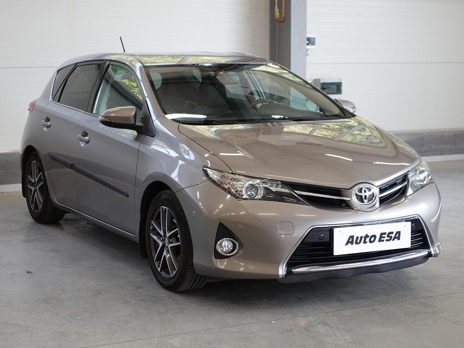 Toyota Auris 1.6i