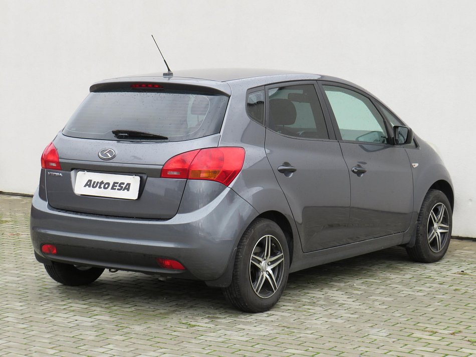 Kia Venga 1.4 i 