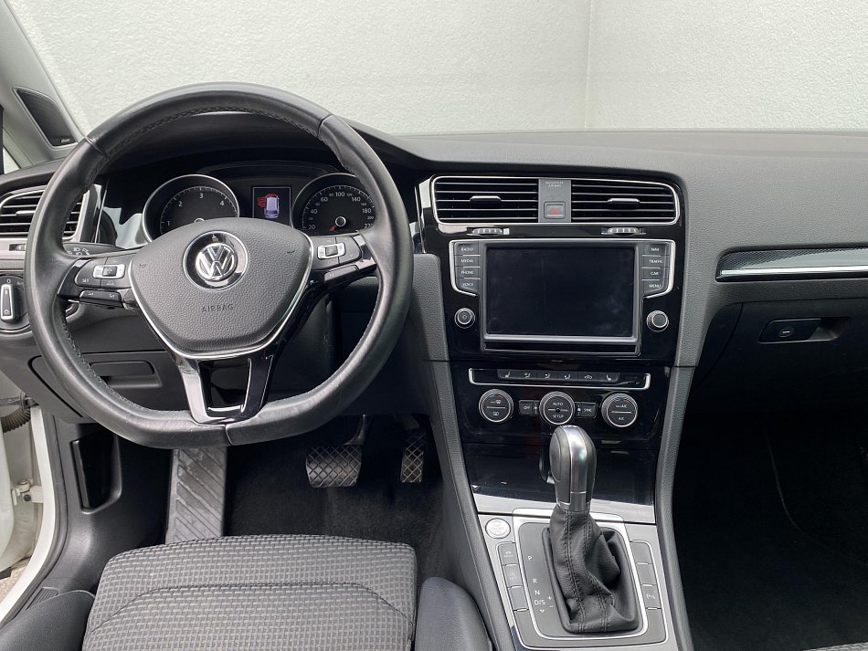 Volkswagen Golf 2.0 TDi Highline