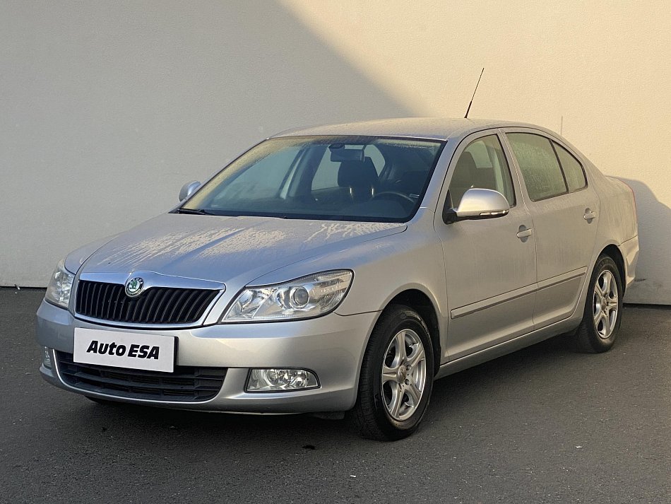 Škoda Octavia II 1.6 TDi Elegance