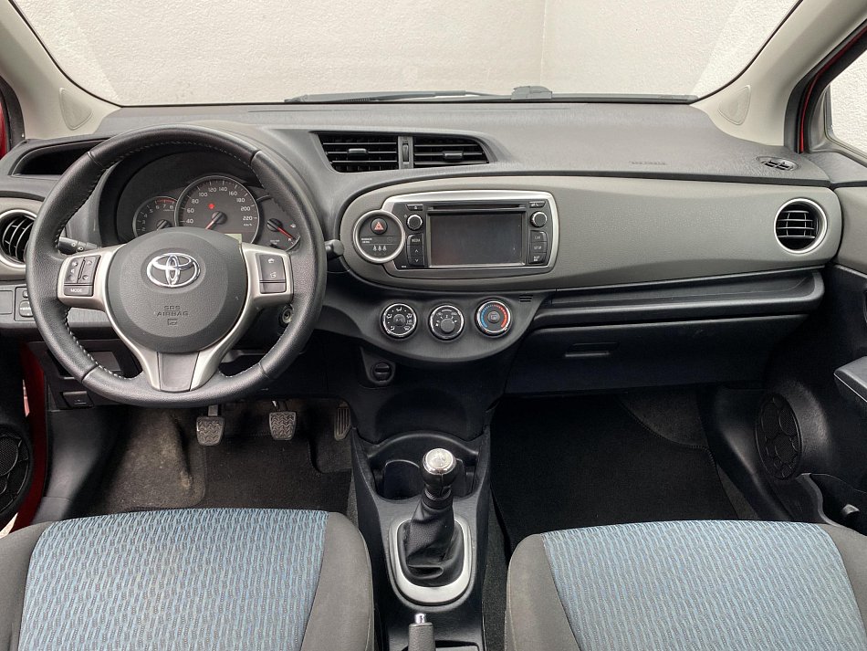 Toyota Yaris 1.0 VVT-i Life Plus