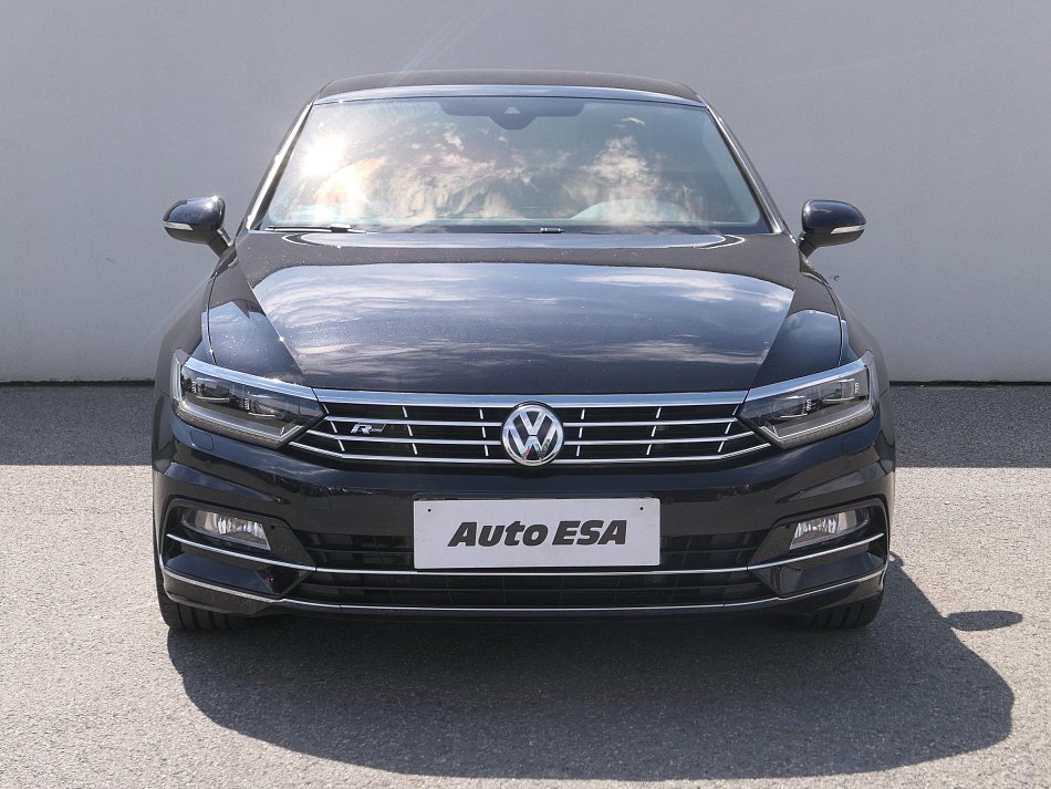 Volkswagen Passat 2.0TDi R-Line