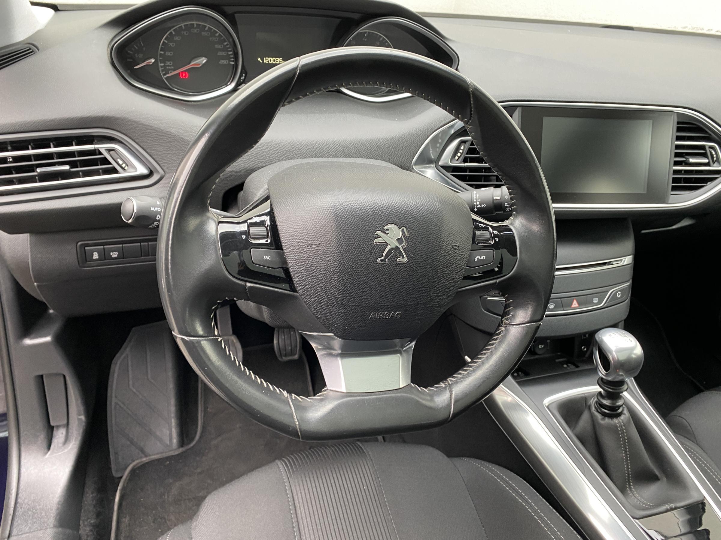 Peugeot 308, 2015 - pohled č. 14