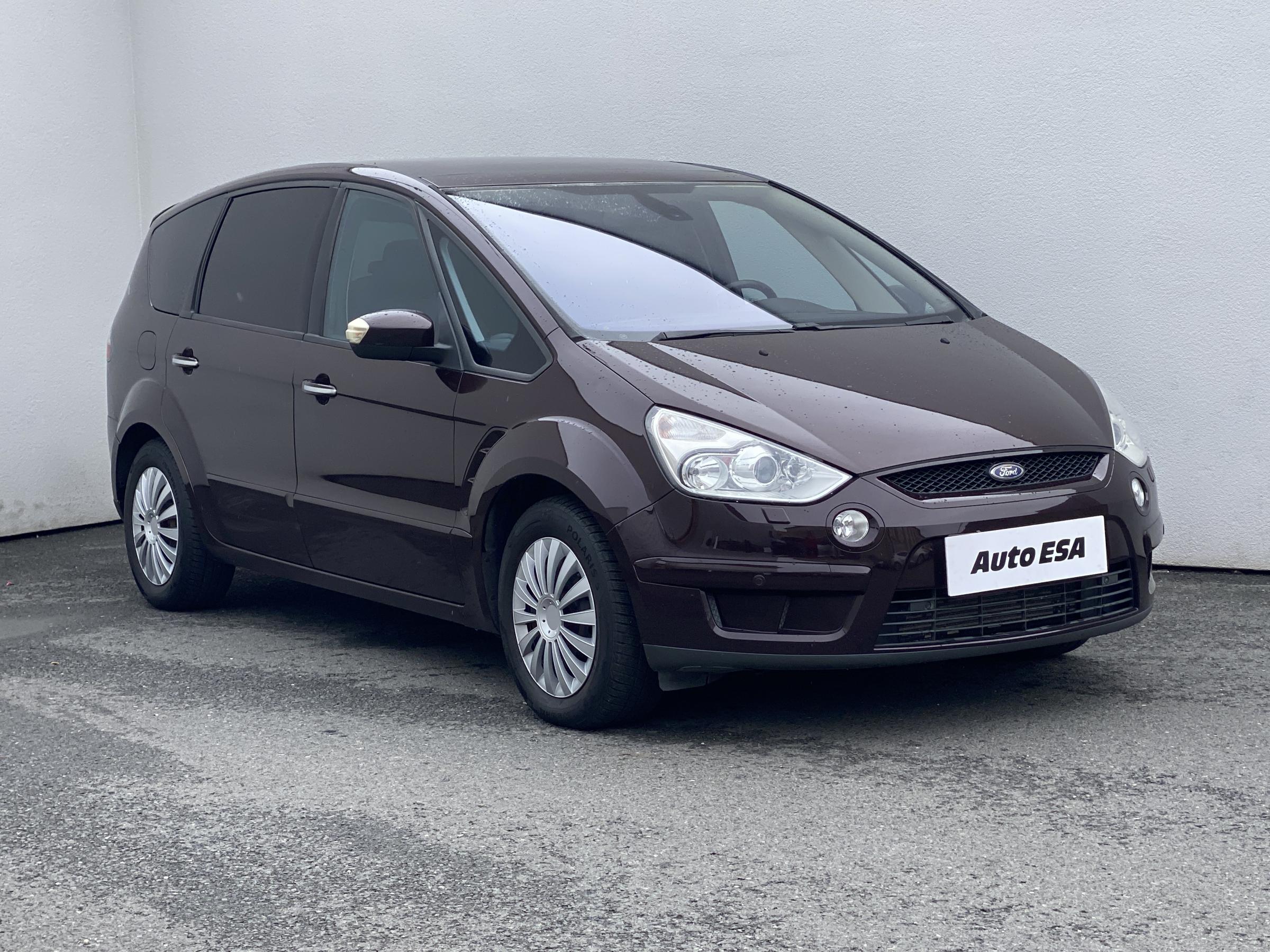 Ford S-MAX, 2009 - pohled č. 1