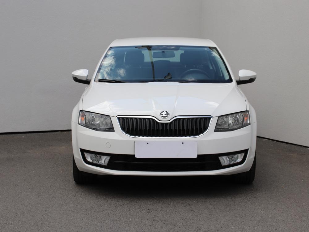 Škoda Octavia III, 2014 - pohled č. 2