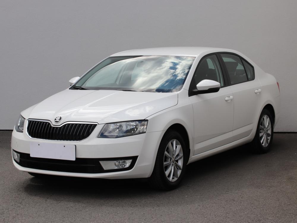 Škoda Octavia III, 2014 - pohled č. 3