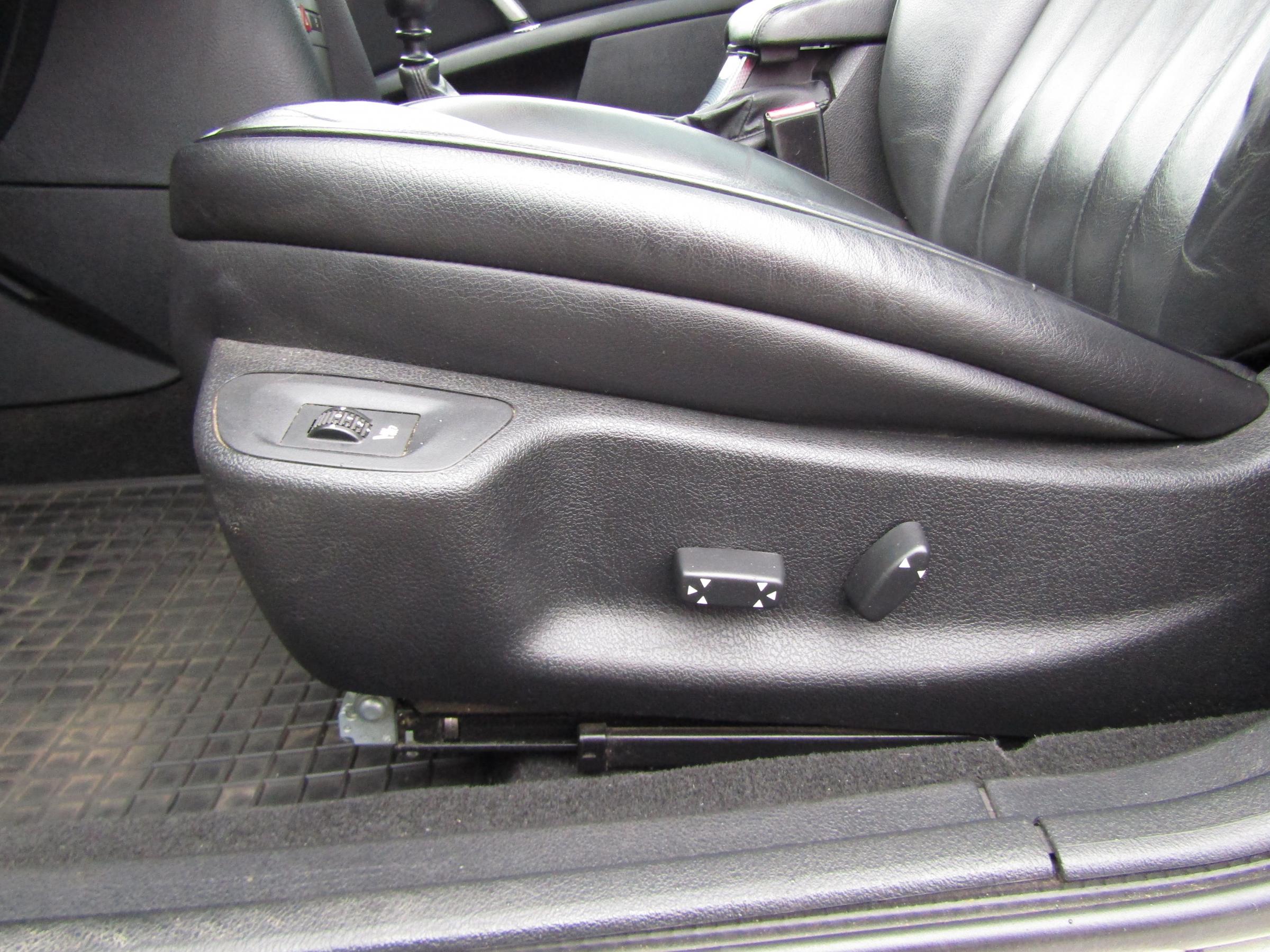 Peugeot 407, 2006 - pohled č. 13