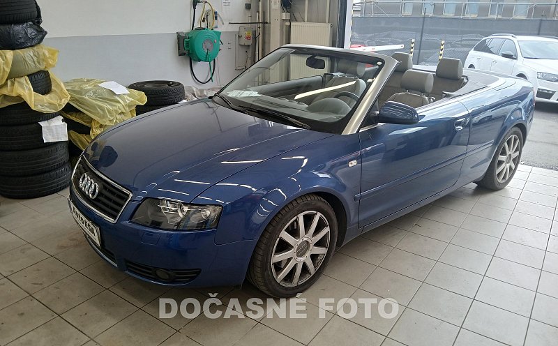 Audi A4 2.4i  Cabriolet