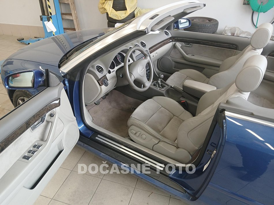 Audi A4 2.4i  Cabriolet