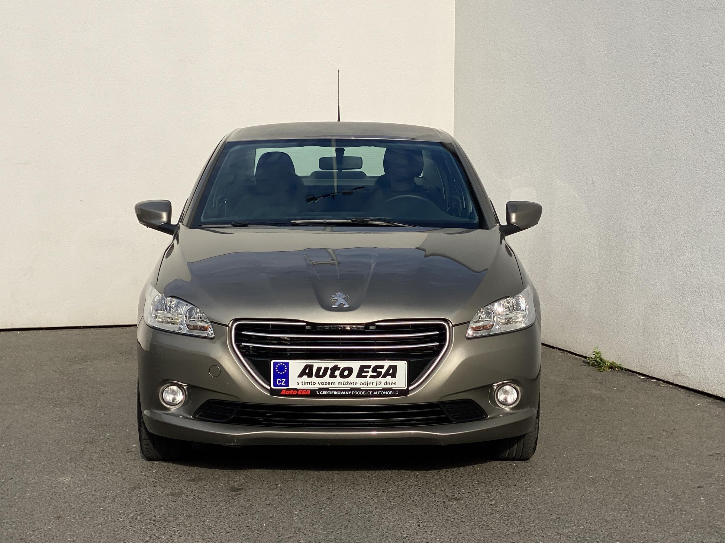 Peugeot 301, 2015 - pohled č. 2