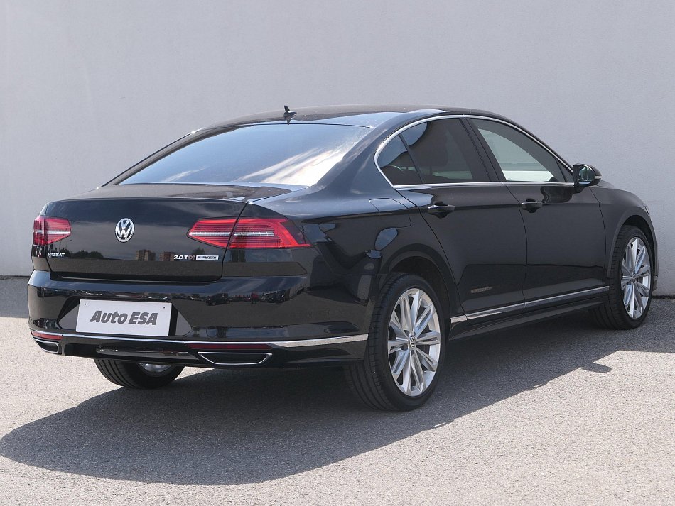 Volkswagen Passat 2.0TDi R-Line