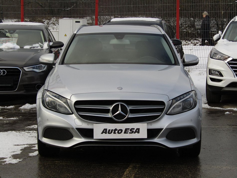 Mercedes-Benz Třída C 1.6 DCi  C200