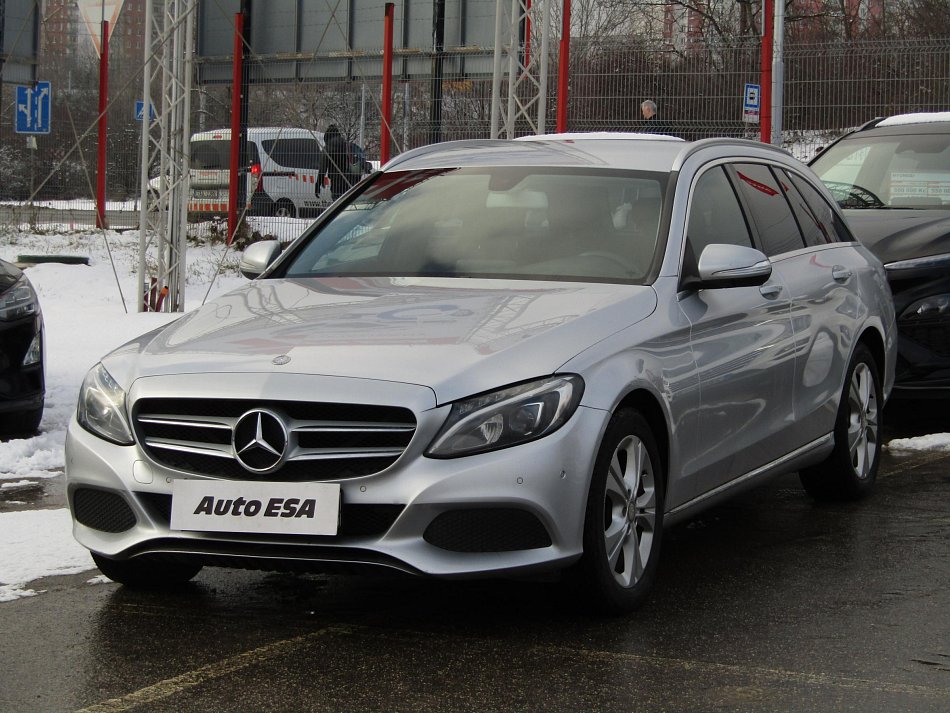 Mercedes-Benz Třída C 1.6 DCi  C200