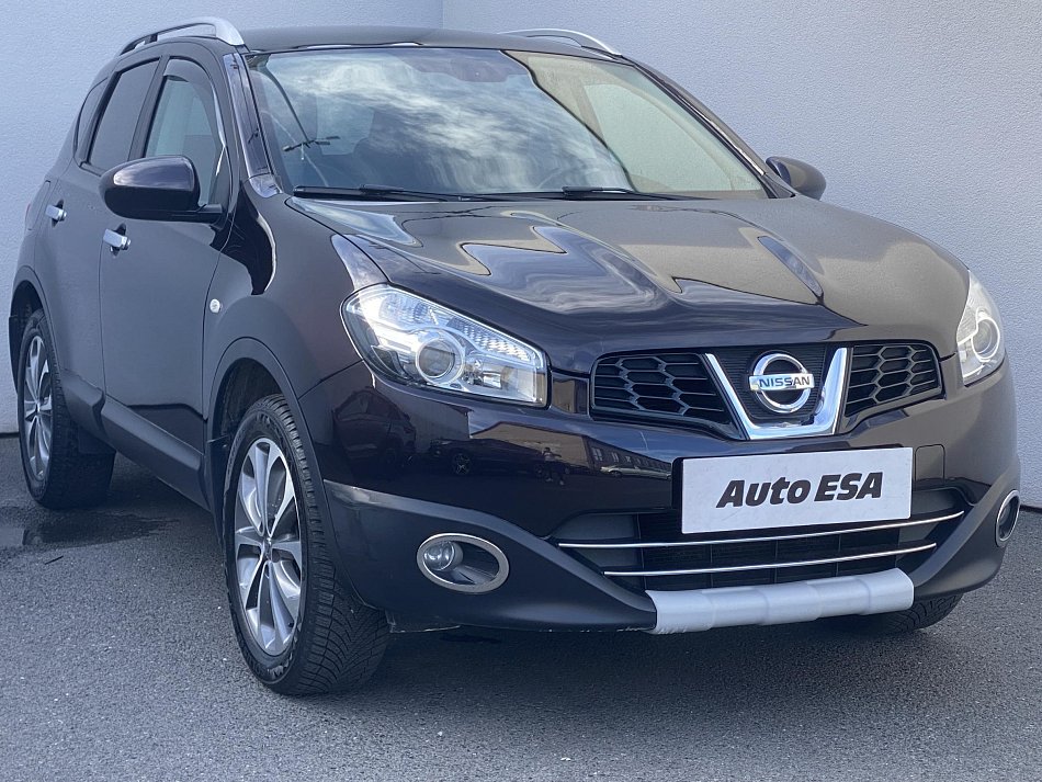 Nissan Qashqai 2.0i 