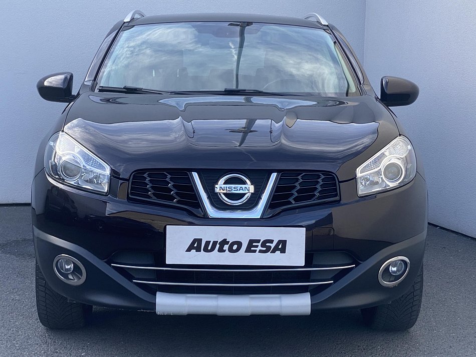 Nissan Qashqai 2.0i 