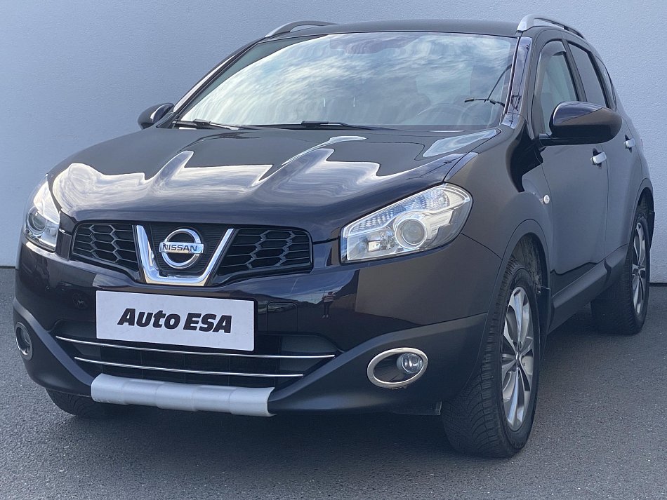 Nissan Qashqai 2.0i 