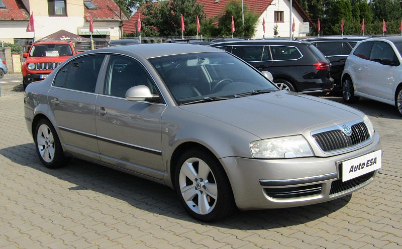 Škoda Superb 2.5 TDi Elegance