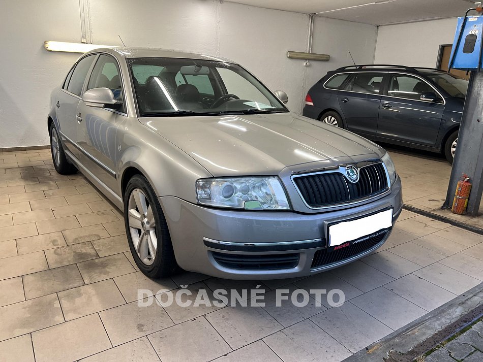 Škoda Superb 2.5 TDi Elegance