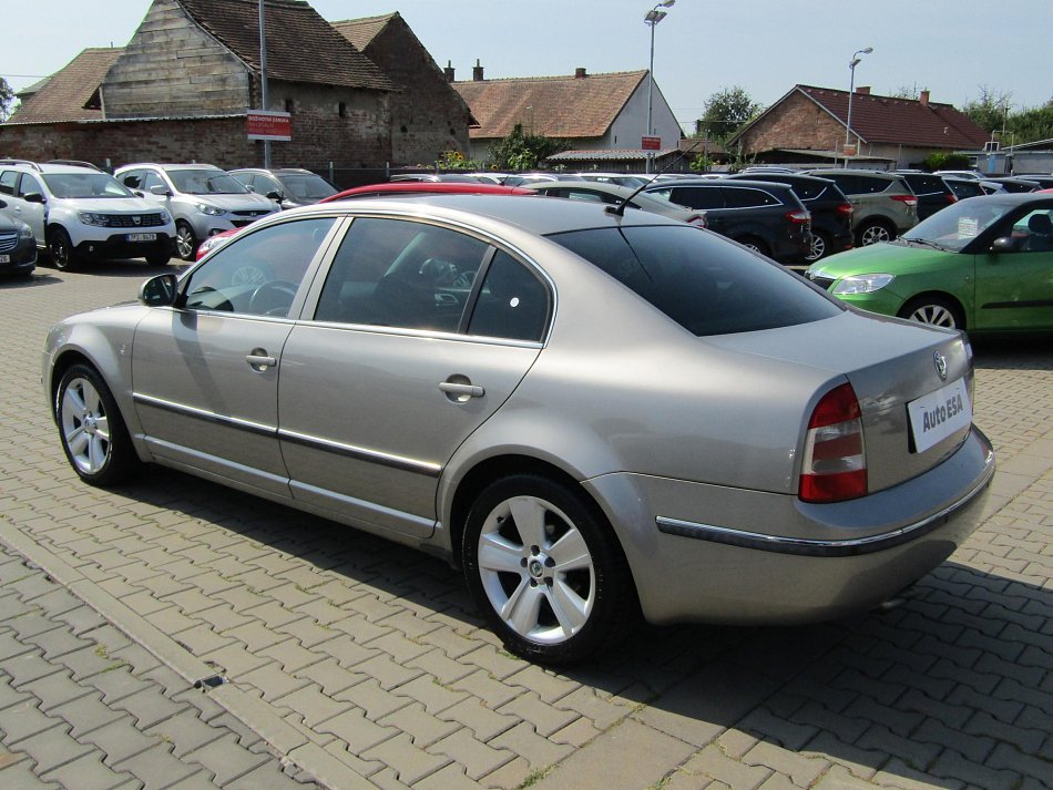 Škoda Superb 2.5 TDi Elegance