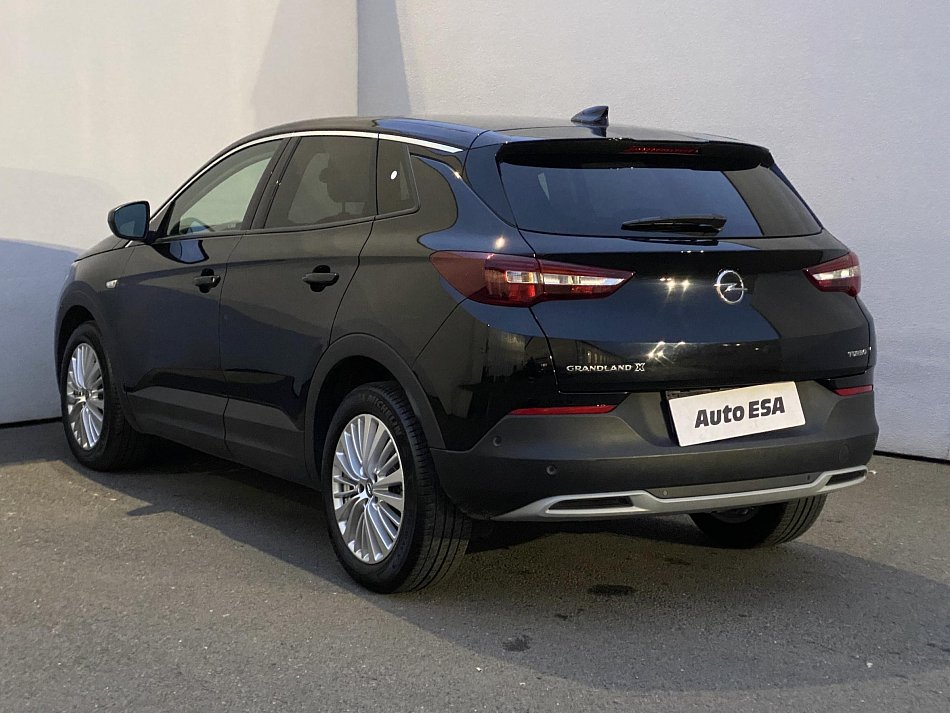 Opel Grandland X 1.2T Innovation