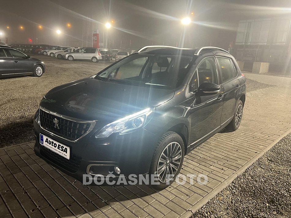 Peugeot 2008 1.2 VTi 