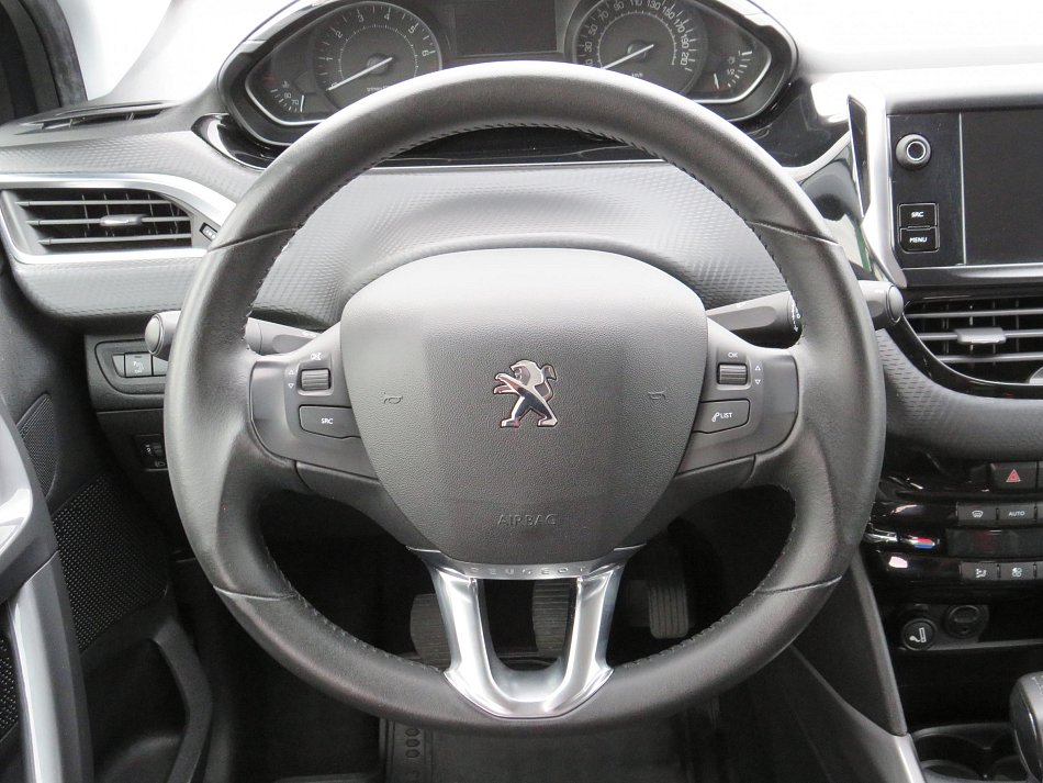 Peugeot 2008 1.2 VTi 