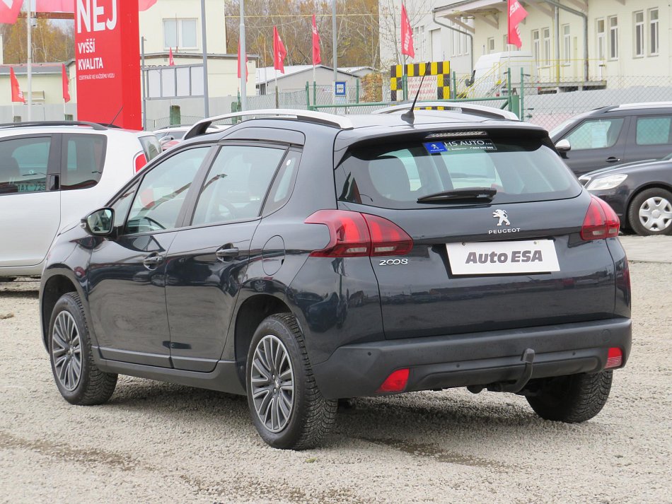 Peugeot 2008 1.2 VTi 