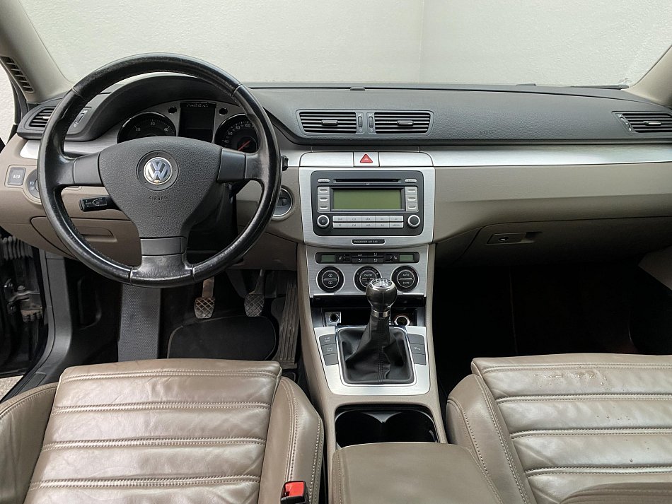 Volkswagen Passat 2.0 TDi Highline