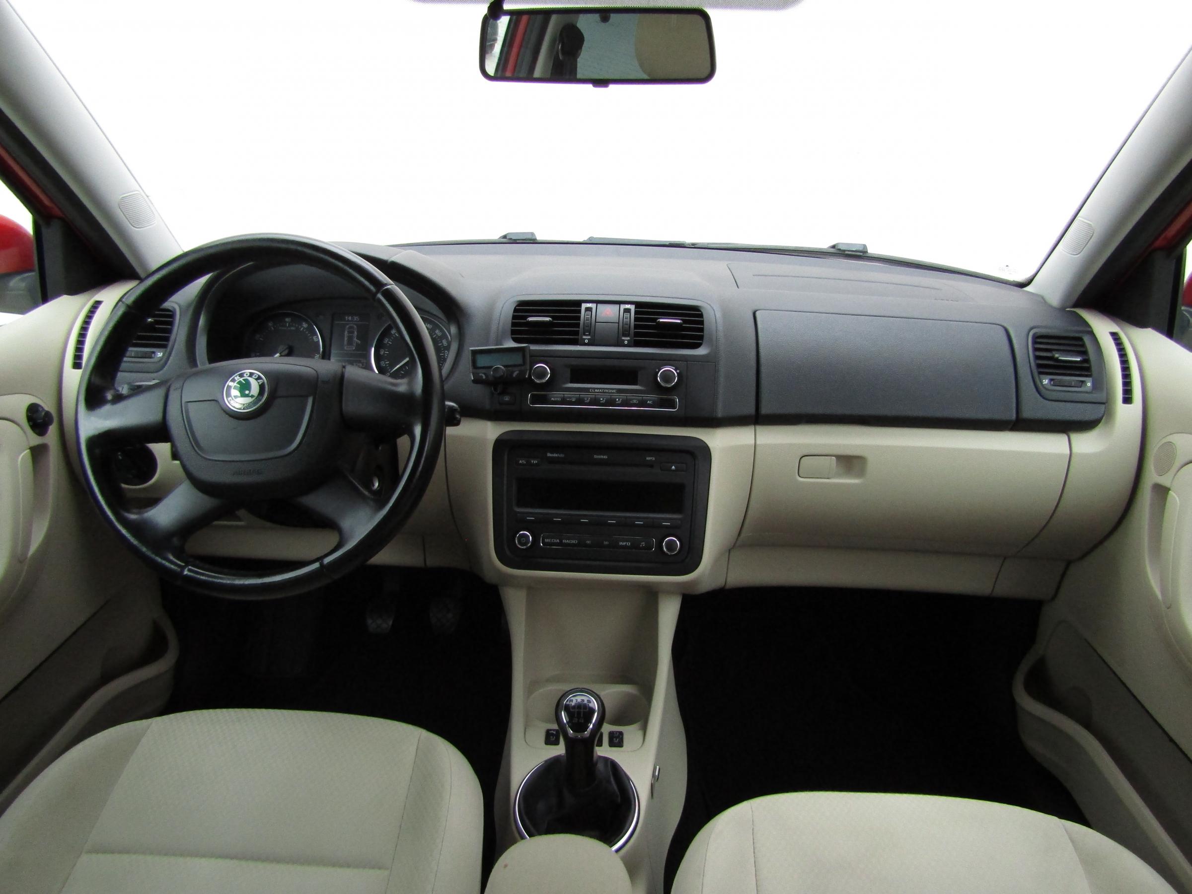 Škoda Fabia II, 2011 - pohled č. 9
