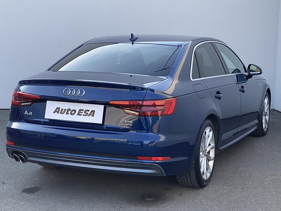 Audi A4 3.0 TDi S-line Quattro