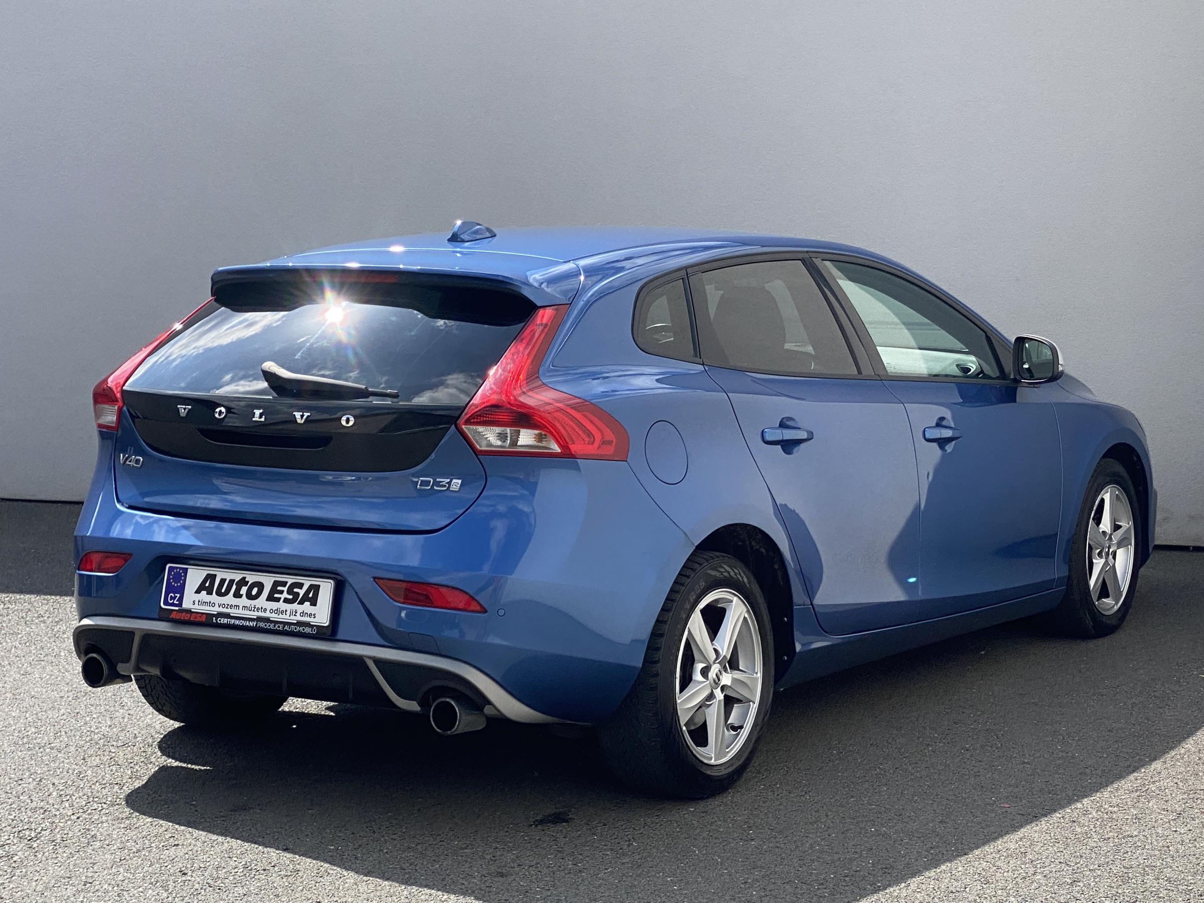 Volvo V40, 2017 - pohled č. 4