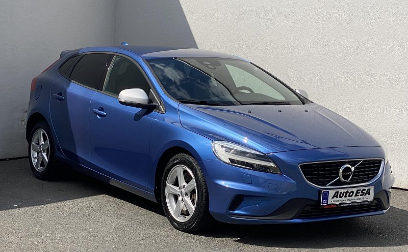 Volvo V40 2.0 D3 R-design