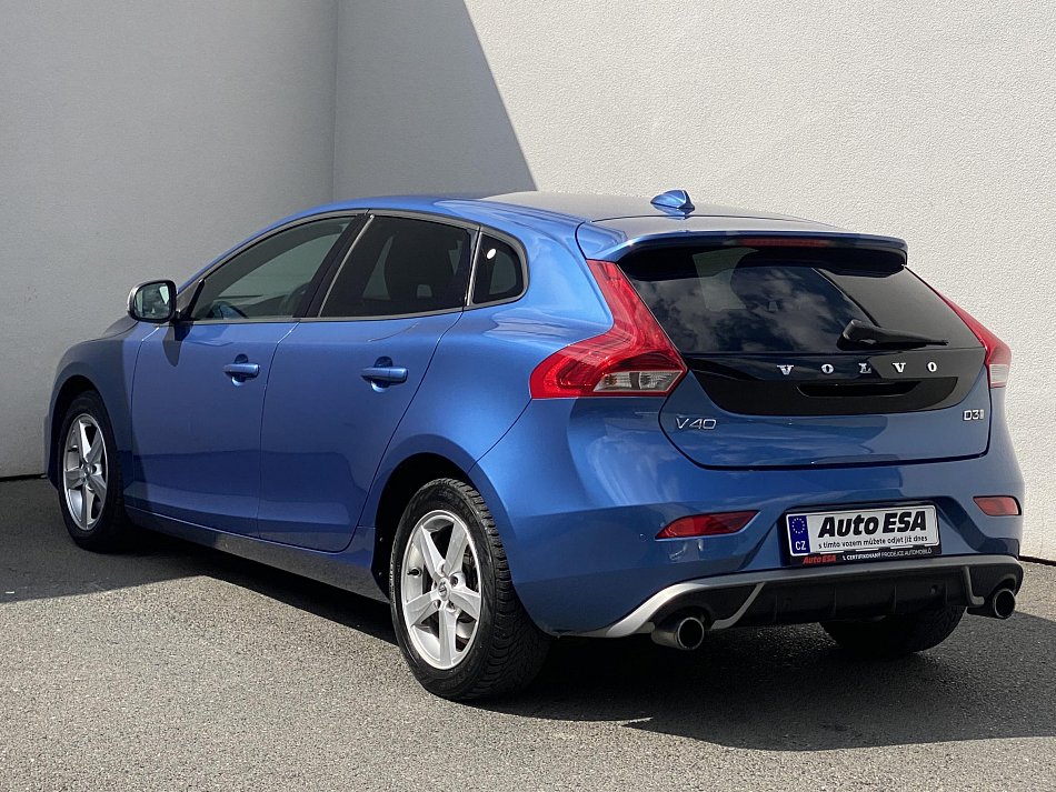 Volvo V40 2.0 D3 R-design