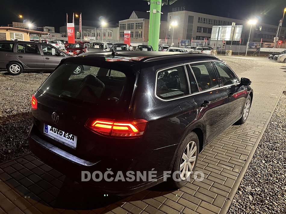 Volkswagen Passat 2.0 TDi 