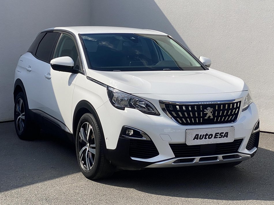 Peugeot 3008 1.2 PT Allure