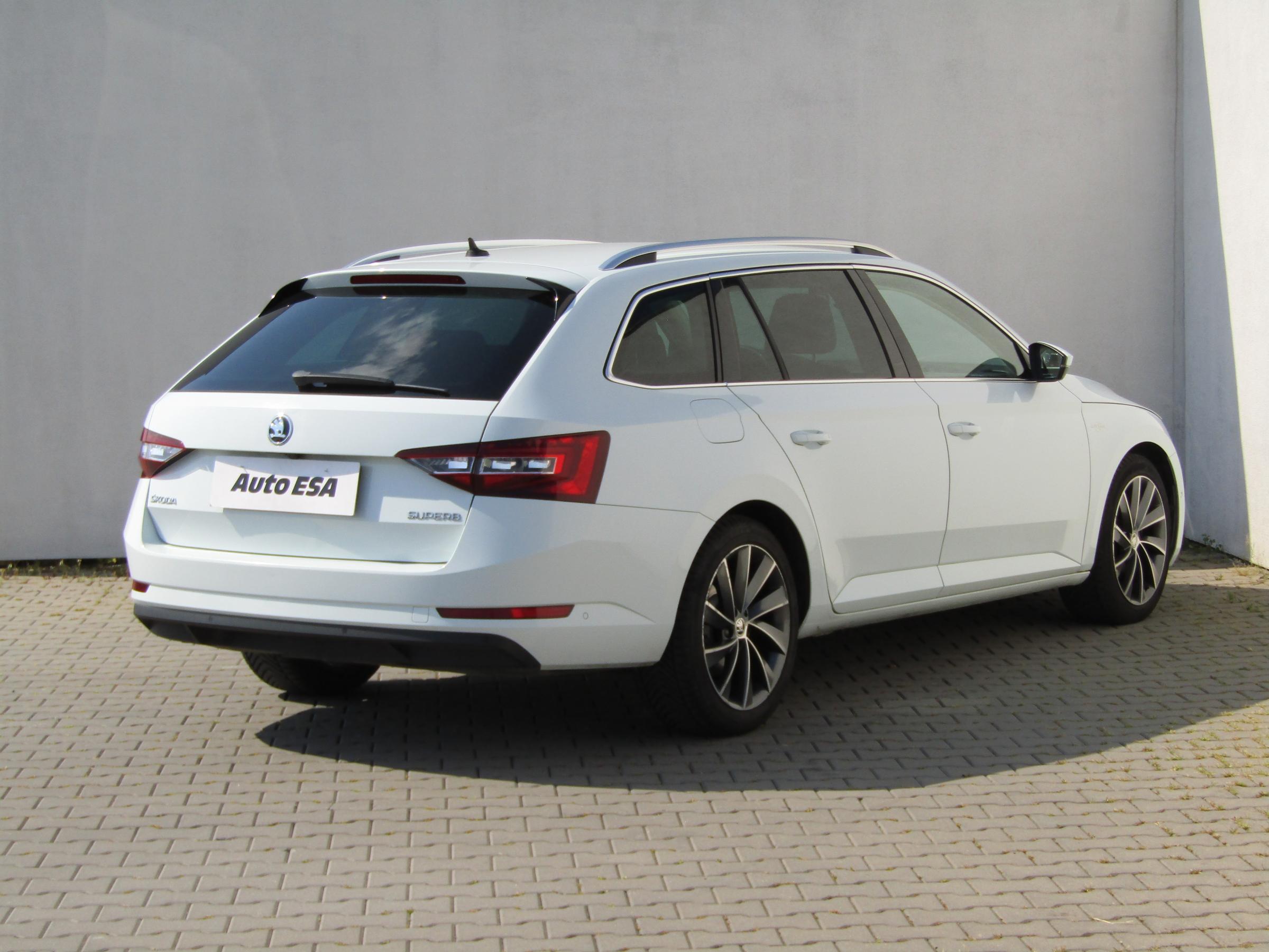 Škoda Superb III, 2016 - pohled č. 4