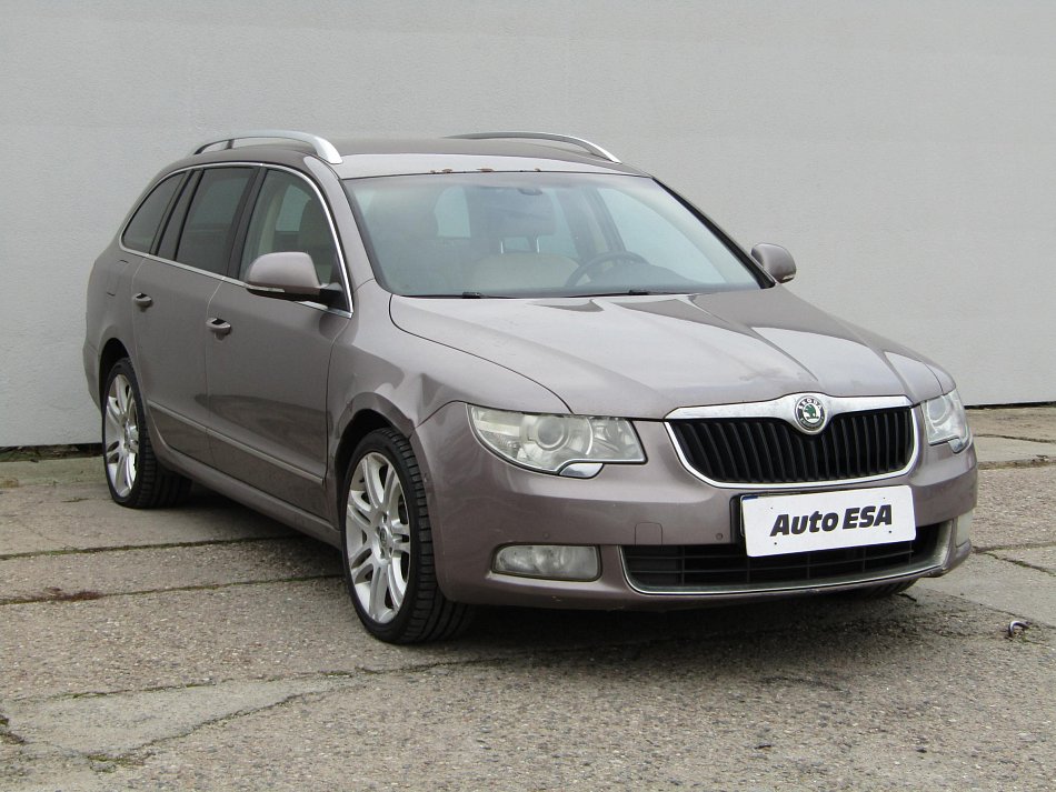 Škoda Superb II 2.0 TDi Elegance 4x4