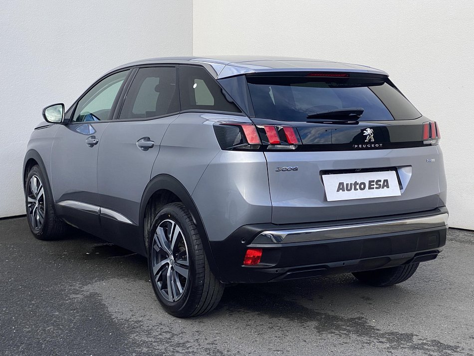 Peugeot 3008 1.2PT Allure