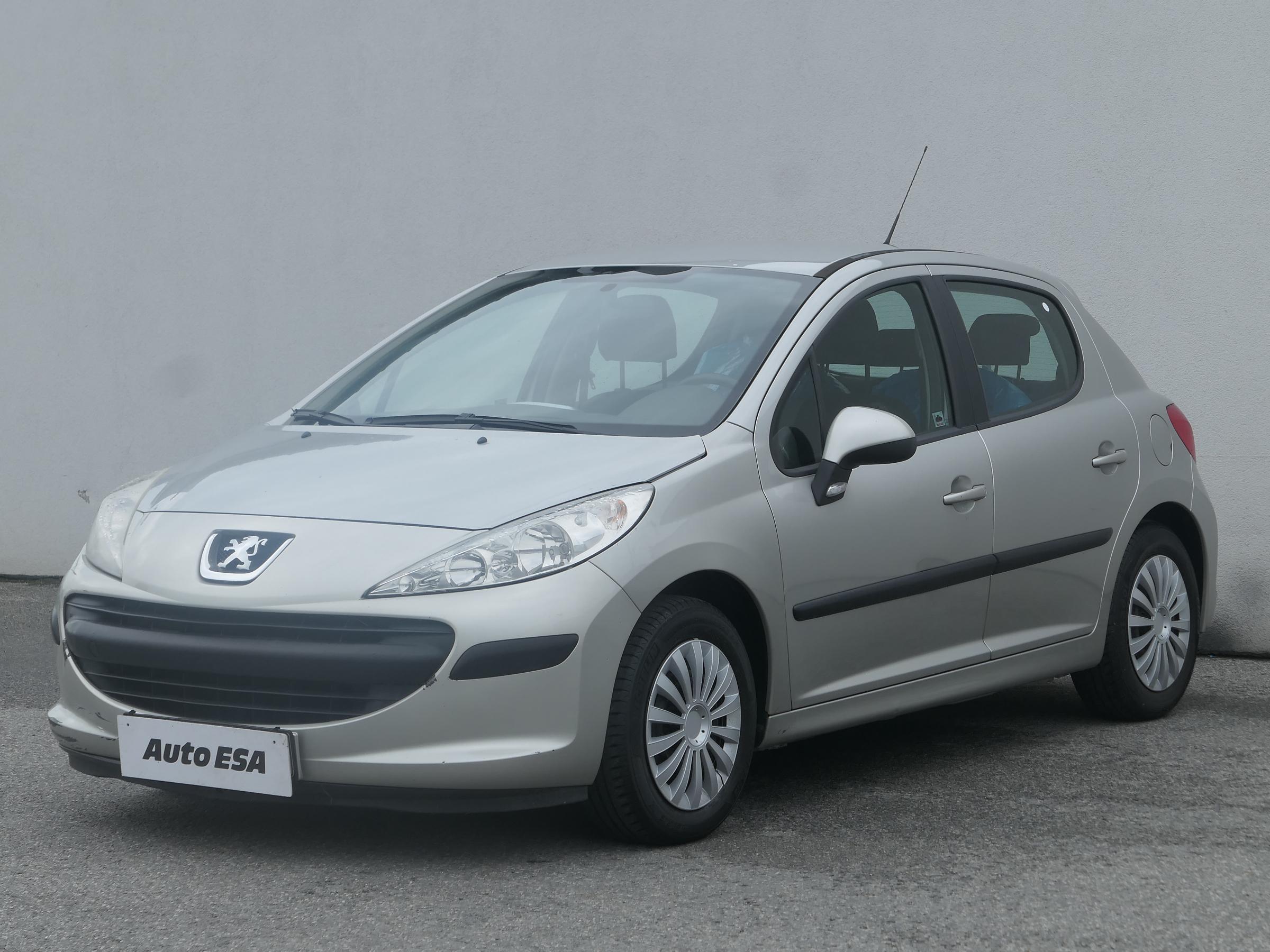 Peugeot 207, 2007 - pohled č. 3