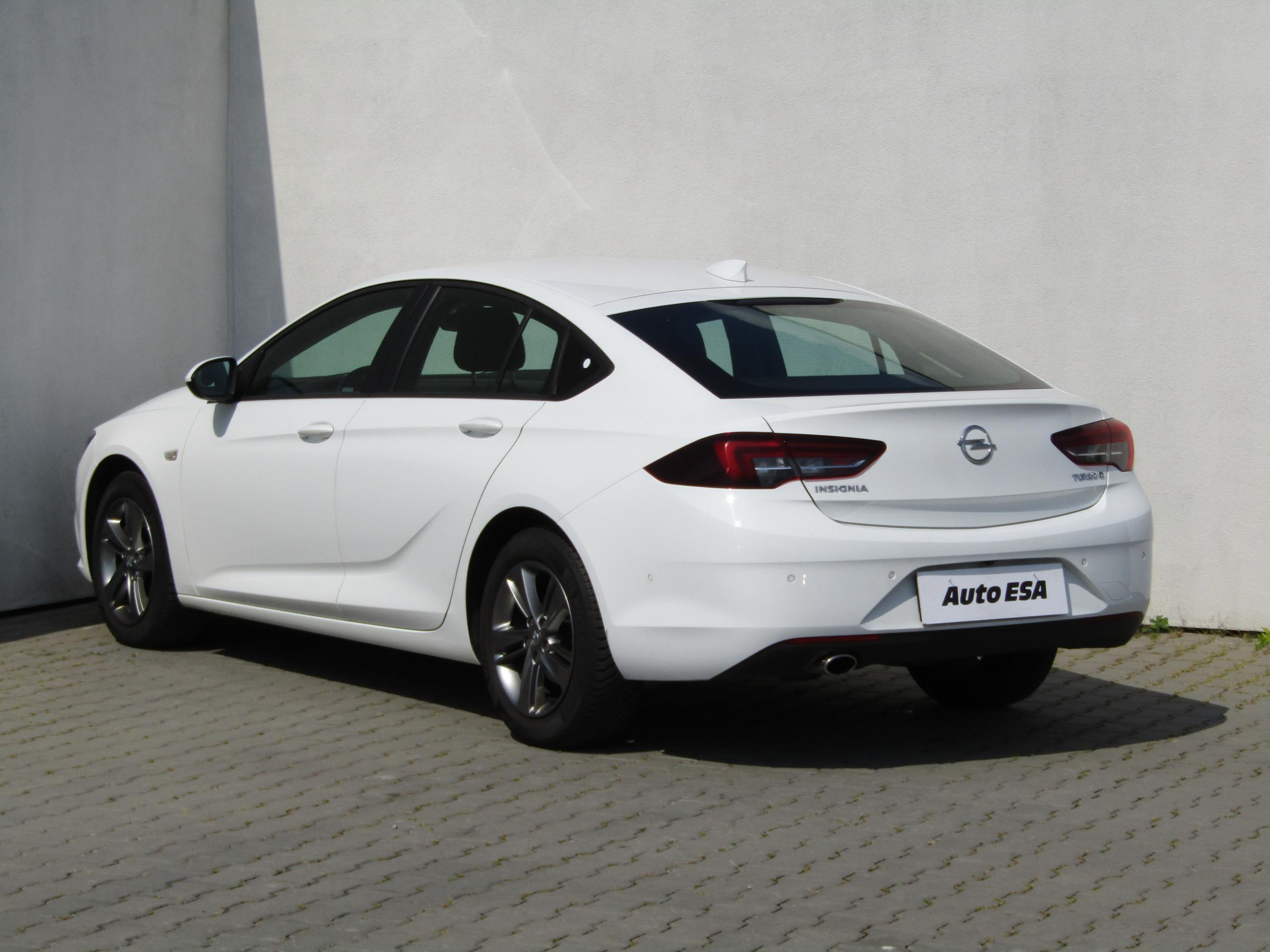 Opel Insignia, 2018 - pohled č. 6