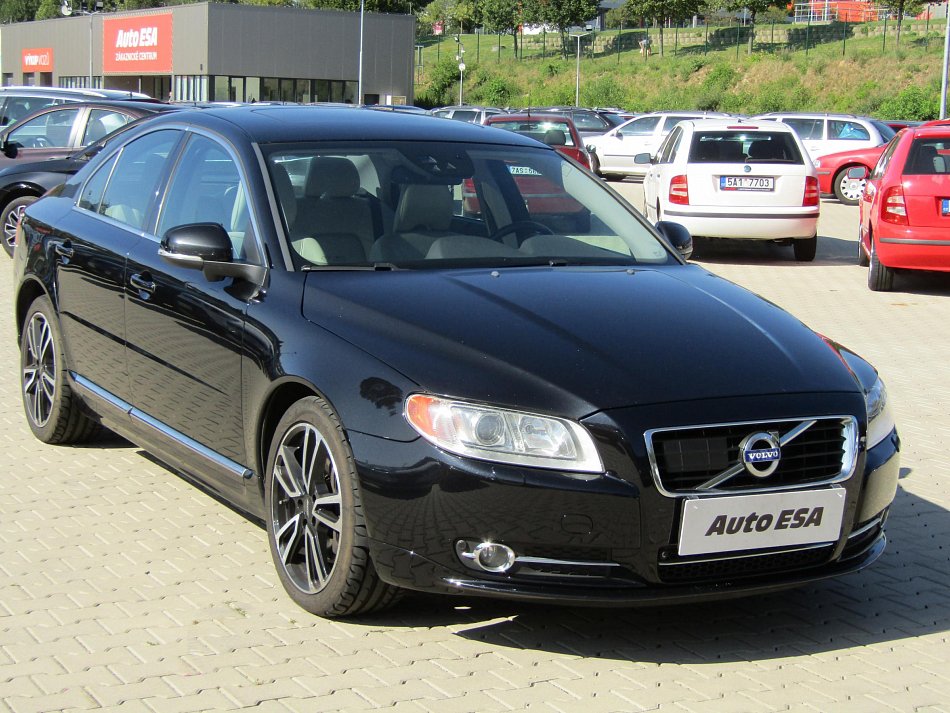 Volvo S80 2.4D5  4x4