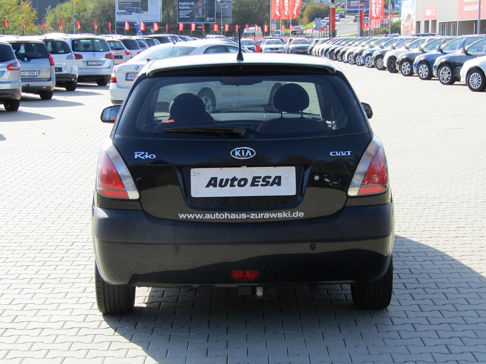 Kia Rio 1.6i 