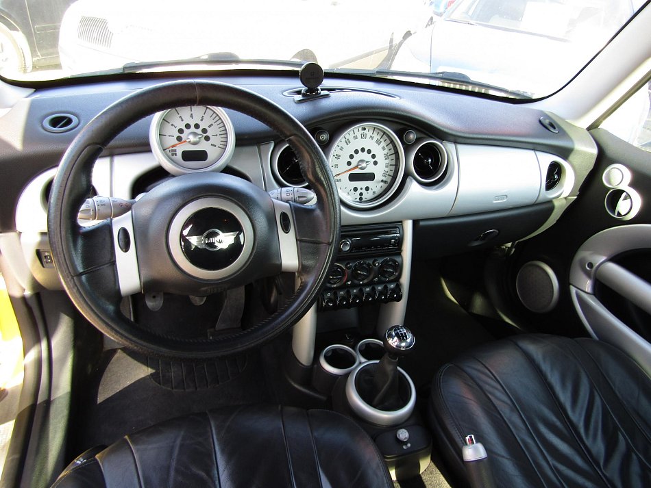 Mini Cooper 1.6 i 