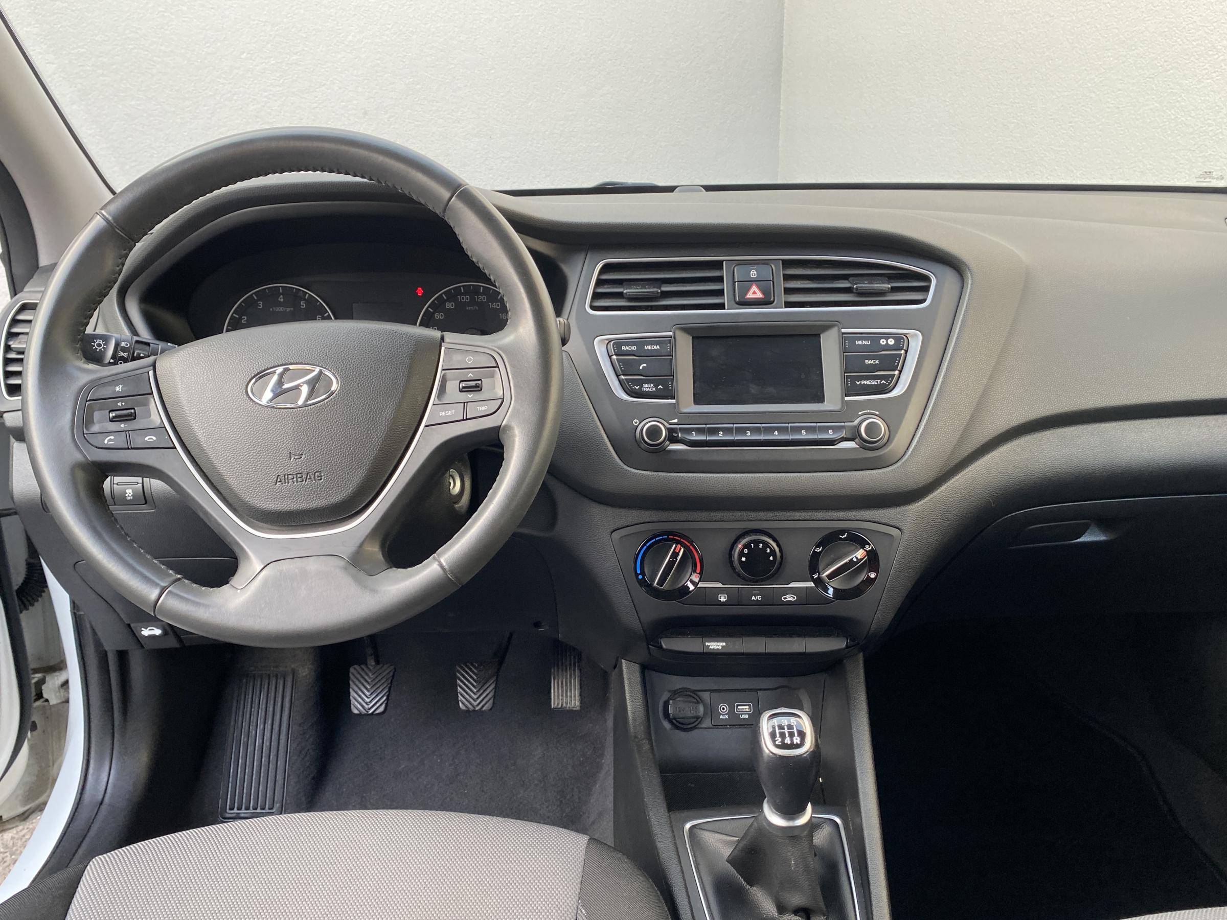 Hyundai i20, 2020 - pohled č. 9