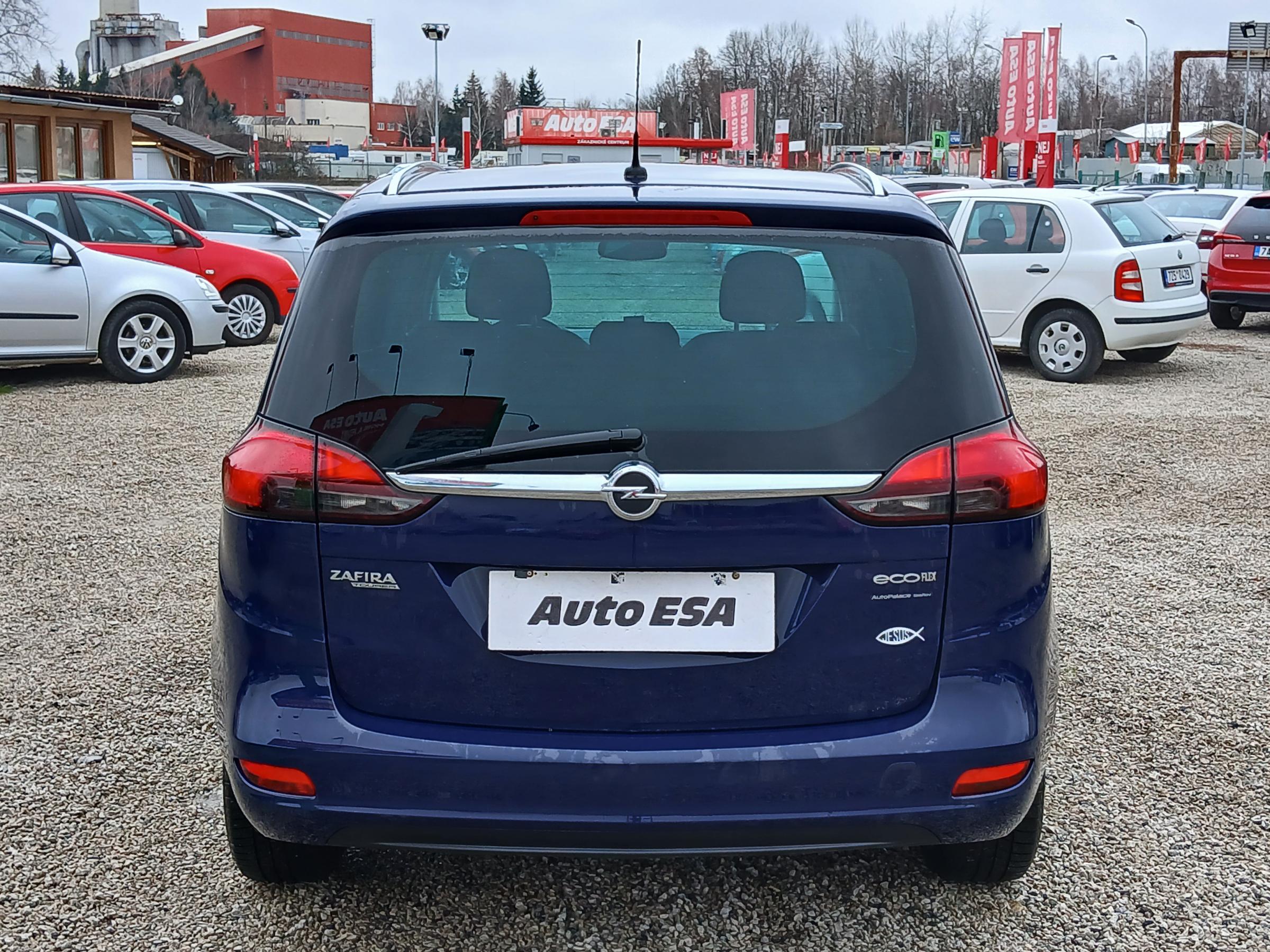 Opel Zafira, 2012 - pohled č. 5