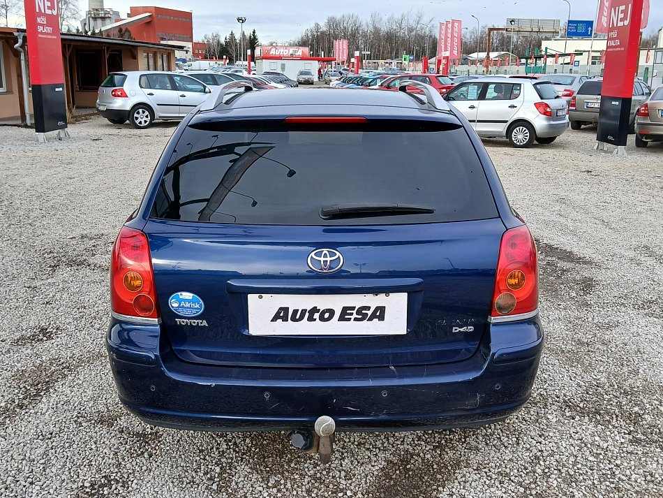 Toyota Avensis 2.2 D-CAT 