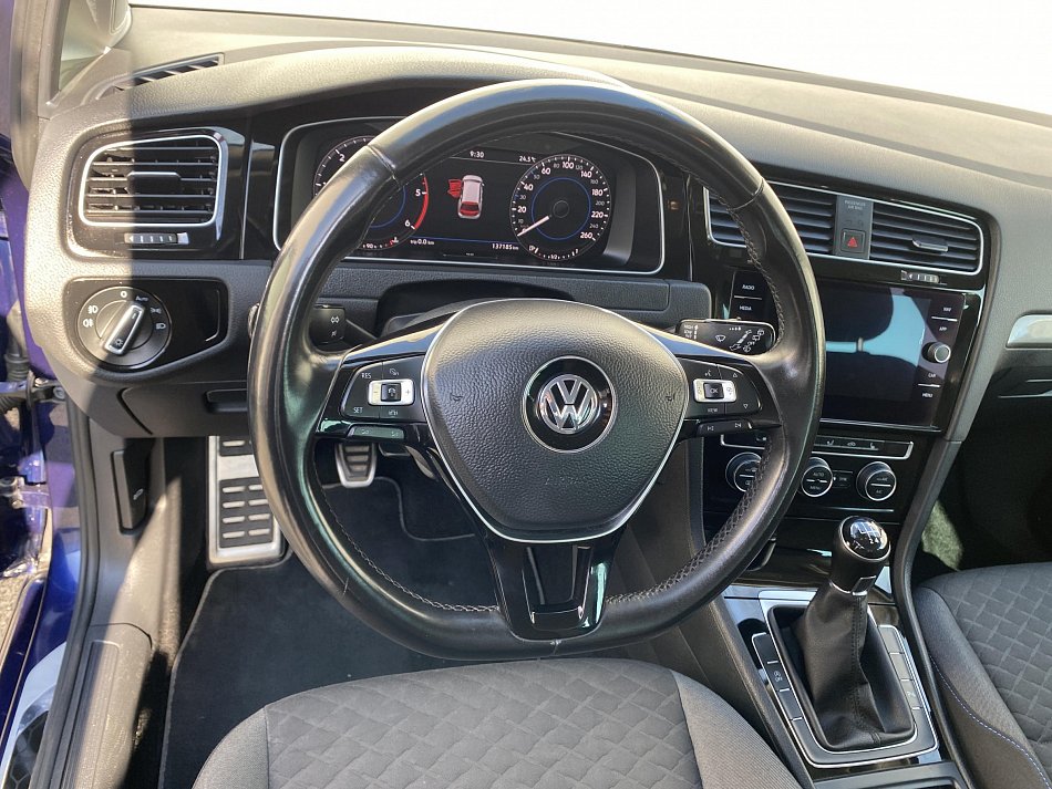 Volkswagen Golf 2.0TDi Join