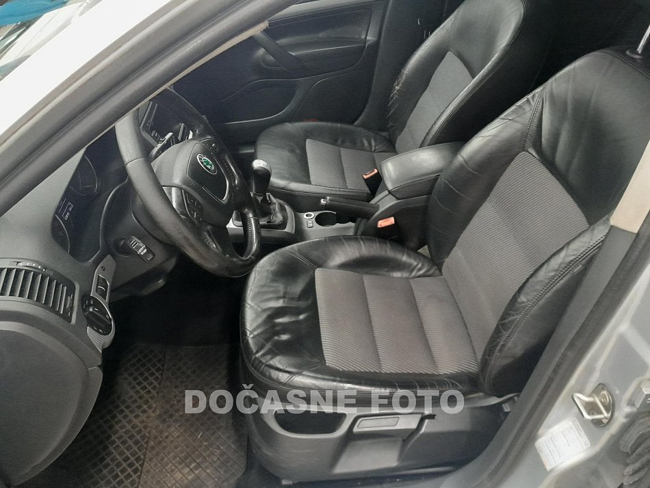 Škoda Octavia II 2.0 TDi Ambiente