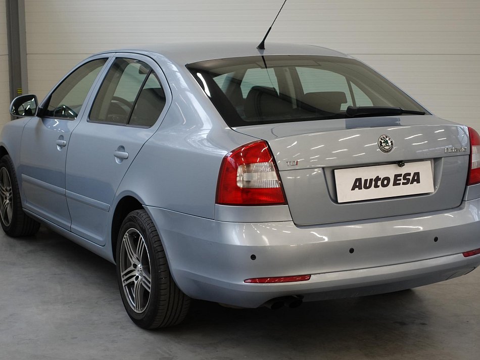 Škoda Octavia II 2.0 TDi Ambiente