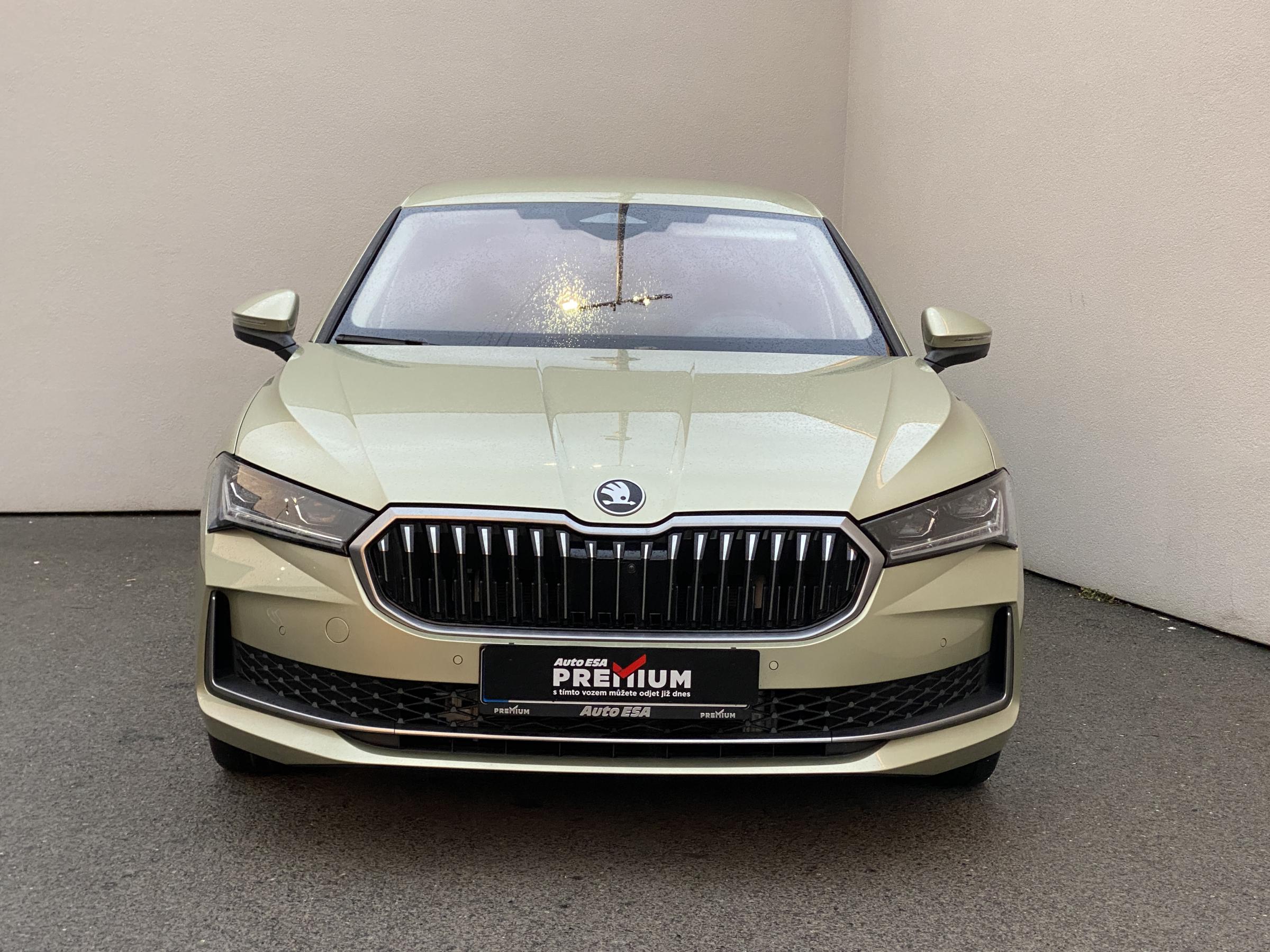 Škoda Superb IV, 2024 - pohled č. 2